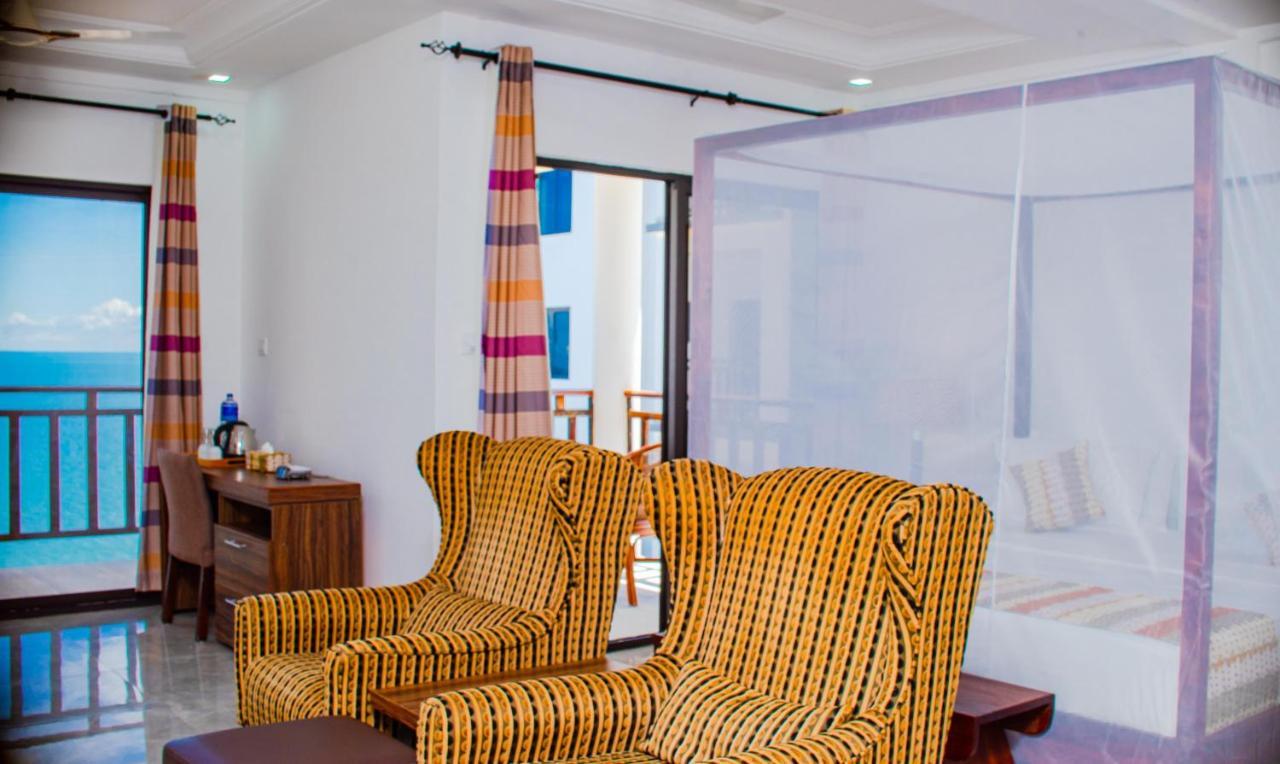 Majula Boutique Hotel Серекунда Екстер'єр фото